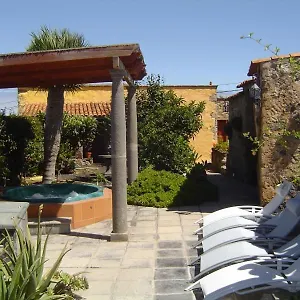 https://casa-rural-el-drago.in-canary-islands.com